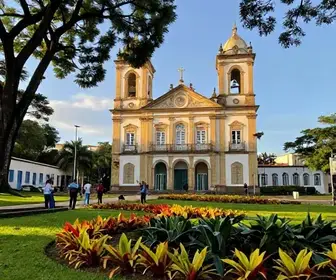 Descubra o Arquivo Público Municipal de Feira de Santana: Patrimônio & História Descubra o Arquivo Público Municipal de Feira de Santana: Patrimônio & História