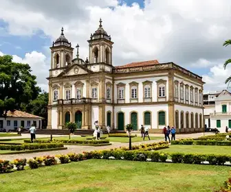 Explore o Paço Municipal Maria Quitéria: Atrações Históricas em Feira de Santana Explore o Paço Municipal Maria Quitéria: Atrações Históricas em Feira de Santana